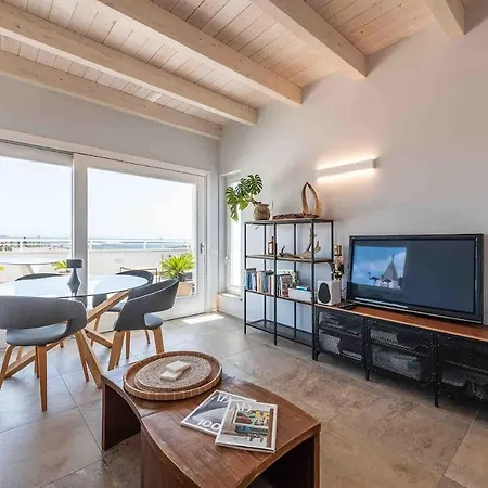 Exclusive Centre Penthouse * 卡利亚里