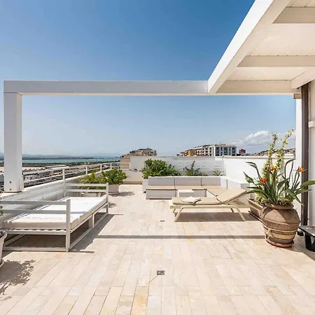 Exclusive Centre Penthouse