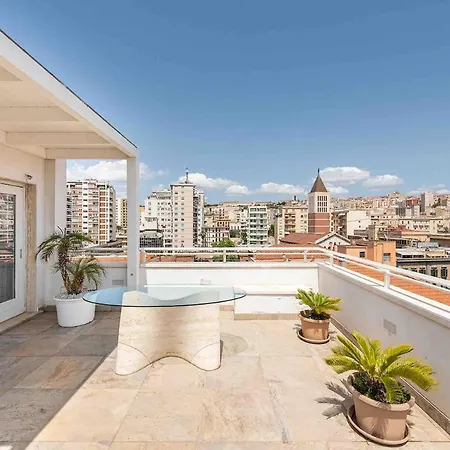 Exclusive Centre Penthouse 公寓 卡利亚里